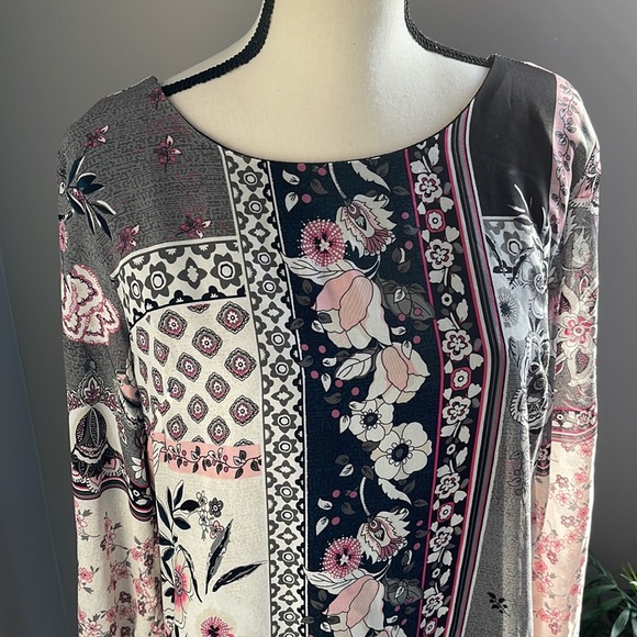 Maurices  Pink & Black and Gray Floral Slit Sleeve Shift Dress   Size M - Picture 8 of 16